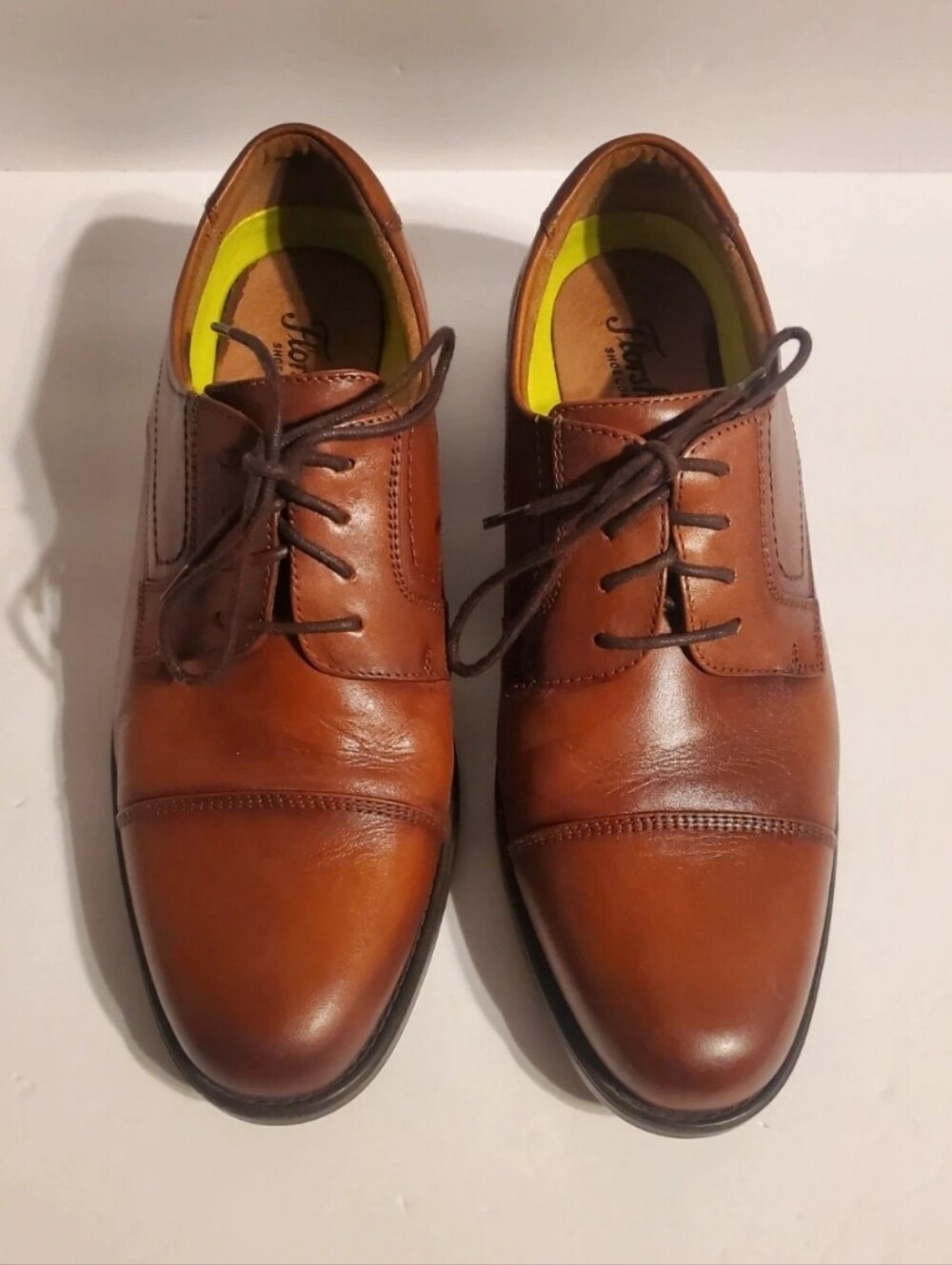 Florsheim Midtown Oxfords Cap Toe in Cognac Men's 8½